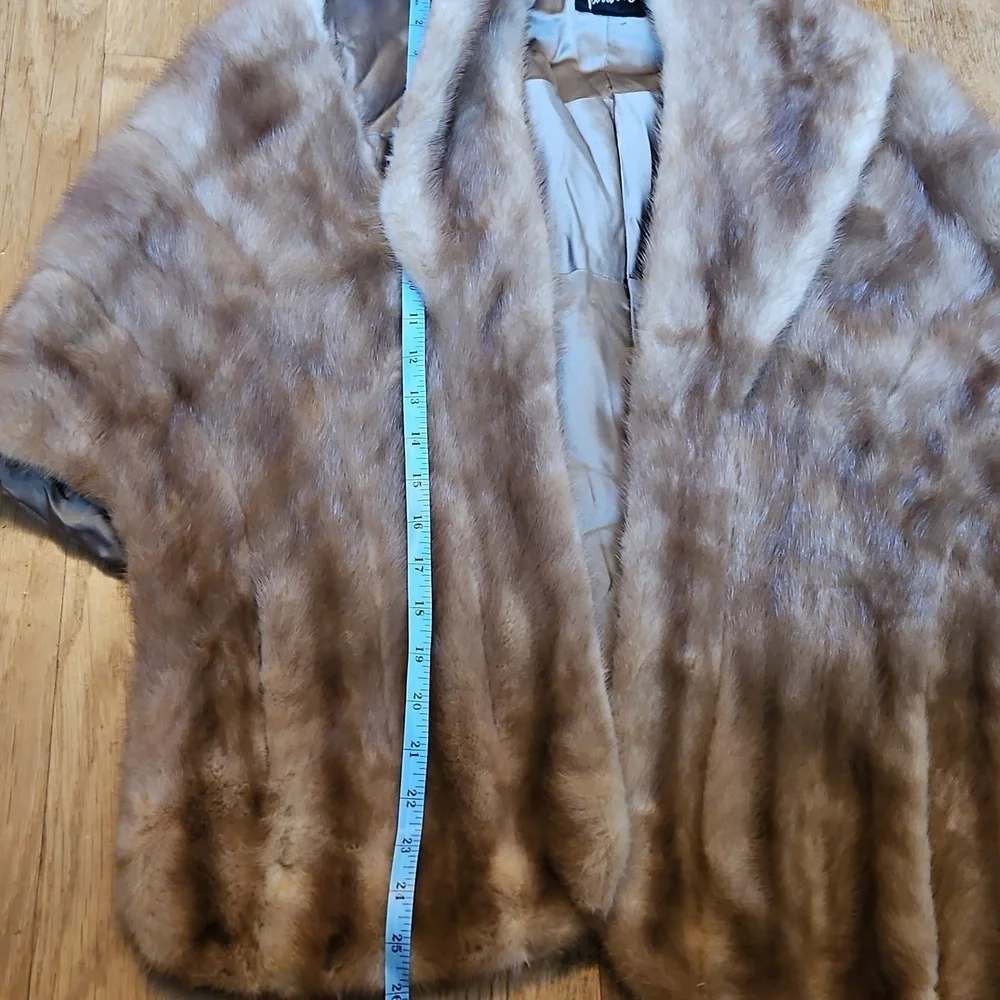 Vintage real mink cape wrap with pockets M/L
